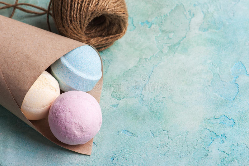 Mengenal Sabun Bath Bomb yang Lagi Viral 2023